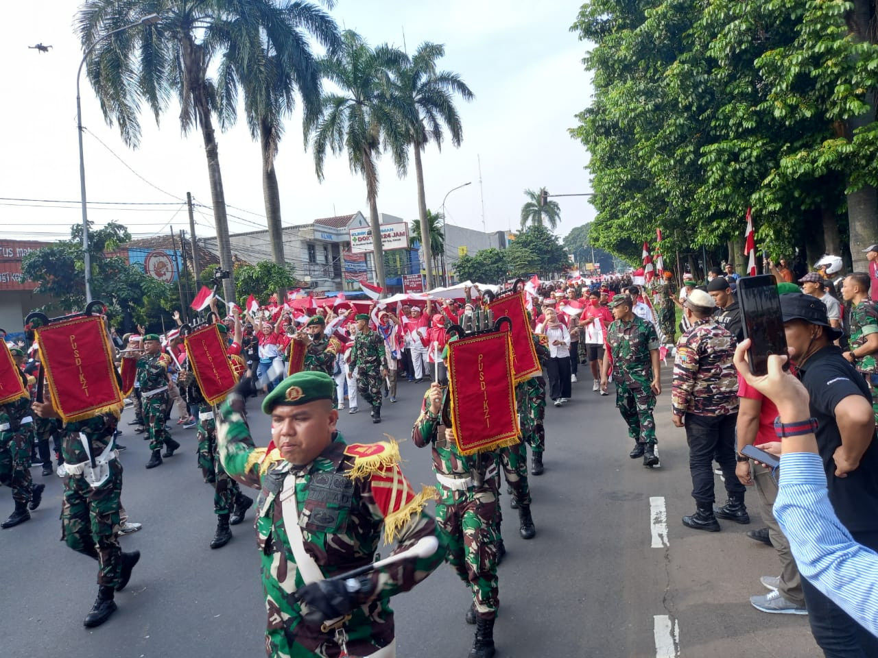 Kemeriahan HUT RI 81: Dari Pesta Rakyat Monas hingga Kirab Merah Putih di Bogor