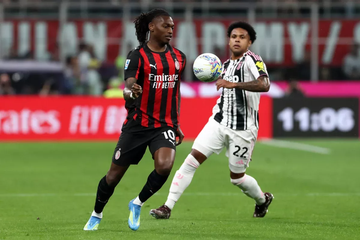 Krisis Nilai Pasar: Mengapa Harga Banderol Rafael Leao Anjlok Drastis dari Angka Awal?