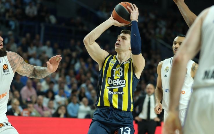 Langkah Baru di NBA: Momen Haru Tarik Biberovic Berpamitan ke Fenerbahce Sebelum Gabung Dallas Mavericks