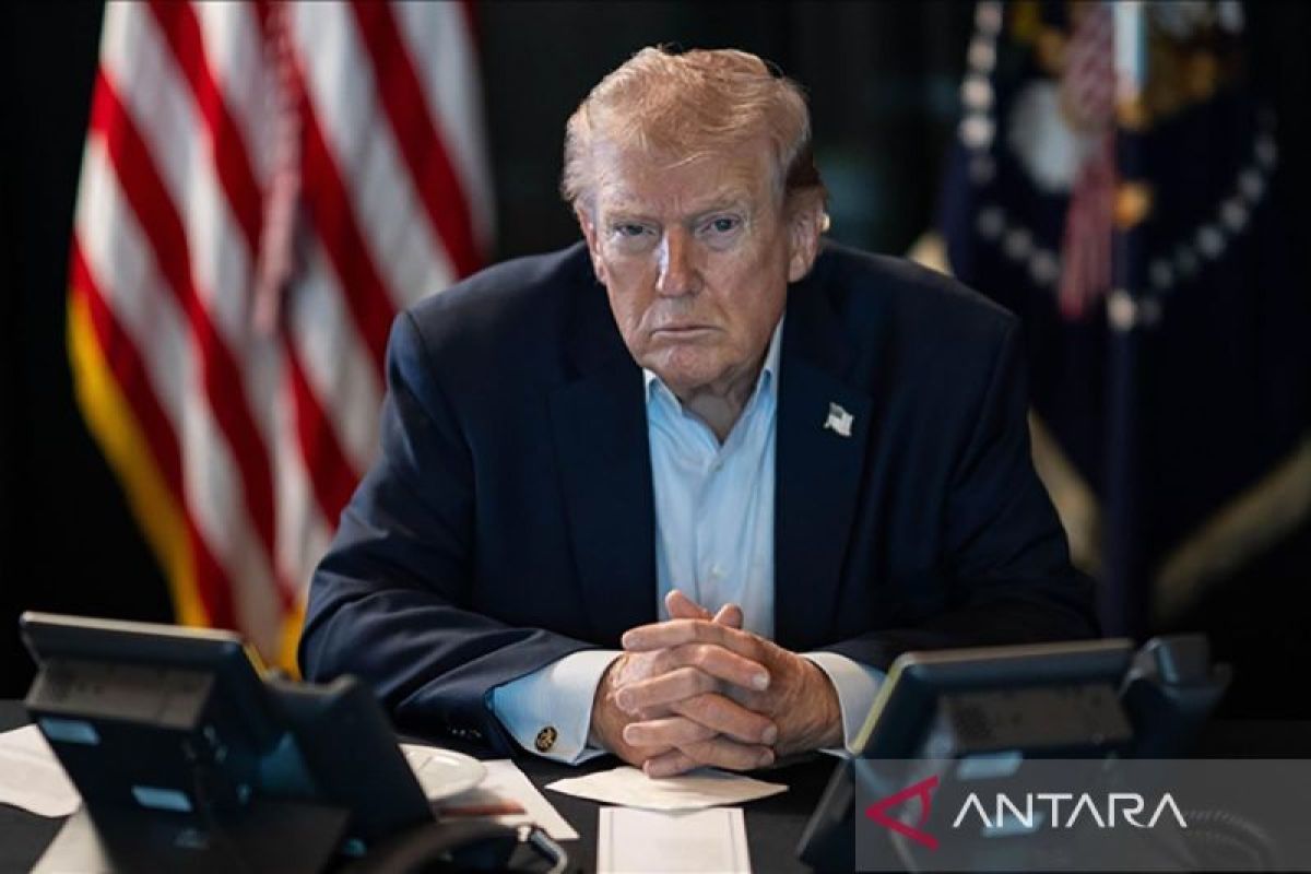 Manuver 'Senjata Lama' Trump: Tuntut Iran Bayar Kompensasi Atas Korban Puluhan Tahun