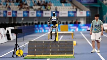 Masa Depan Robotika: Drama Jatuh Bangun di Lintasan Robot Humanoid Berlaga di Beijing 2026