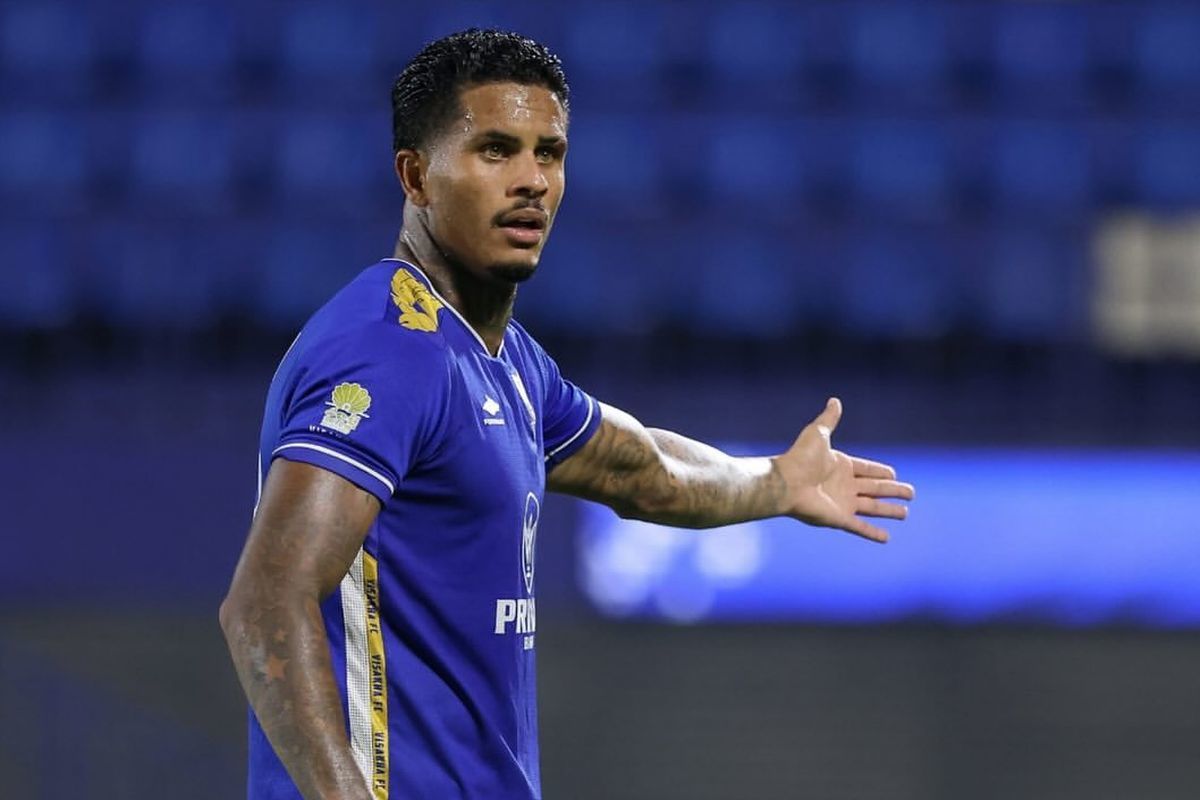 Misteri Absennya Ramon Tanque di Skuad Persib Bandung: Antara Rumor Peminjaman dan Ambisi ACL 2