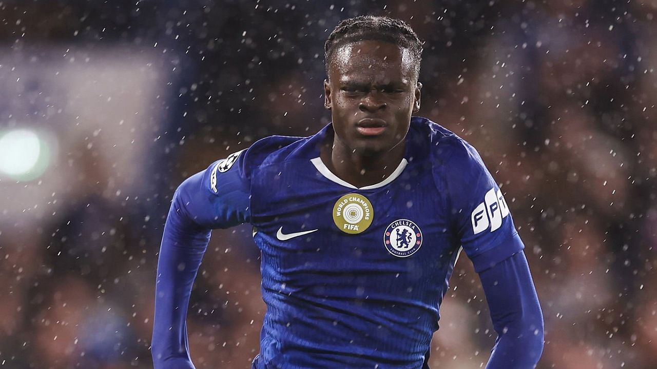 Pergerakan Bursa Transfer: Chelsea dan Napoli Bahas Transfer Gelandang Terlupakan Jelang Era Badiashile