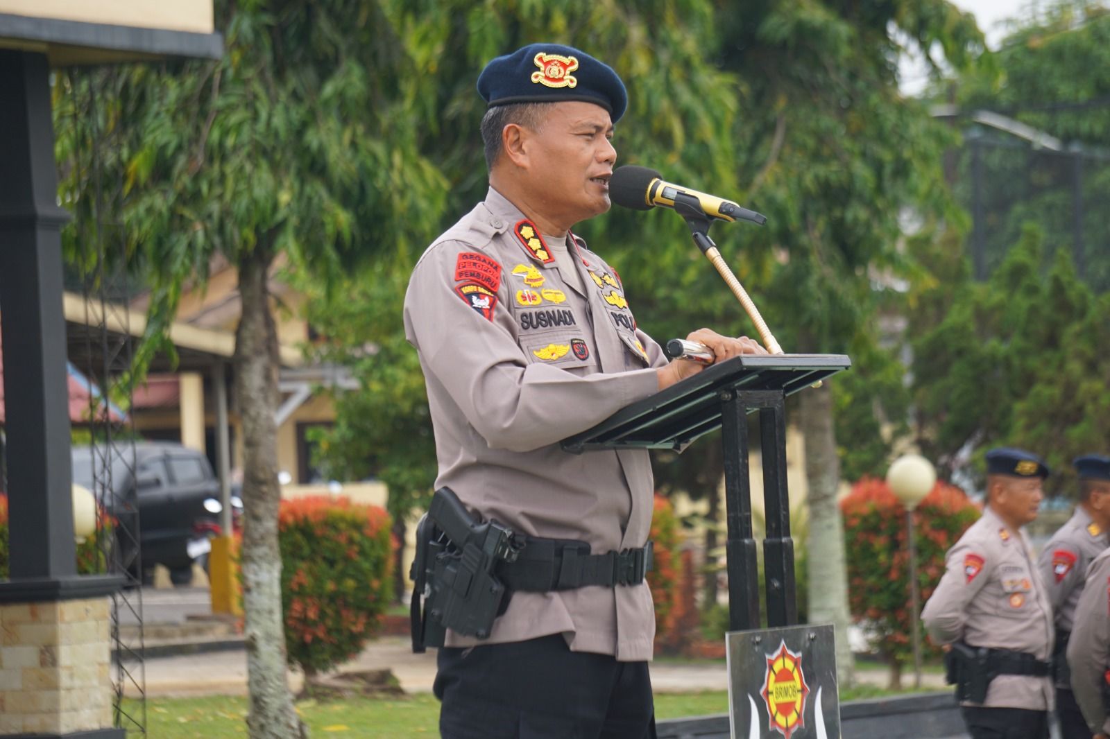 Perkuat Satgas Aman Nusa Dua, Polda Bali Kirim 1 SSK Brimob Gempur Karhutla Kalbar, Irjen Daniel Berpesan Tegas!