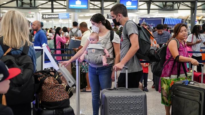 Pesona Mallorca: Dari Kemewahan Liburan Selebriti hingga Tantangan Kepadatan Bandara