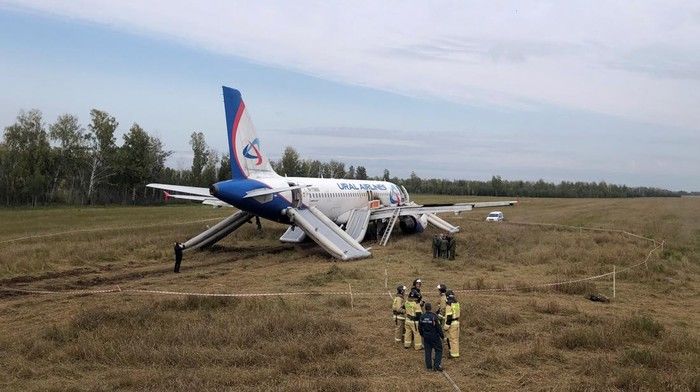 Rentetan Insiden Penerbangan Global: Dari Pendaratan Darurat di Siberia Hingga Ancaman Tabrakan Udara