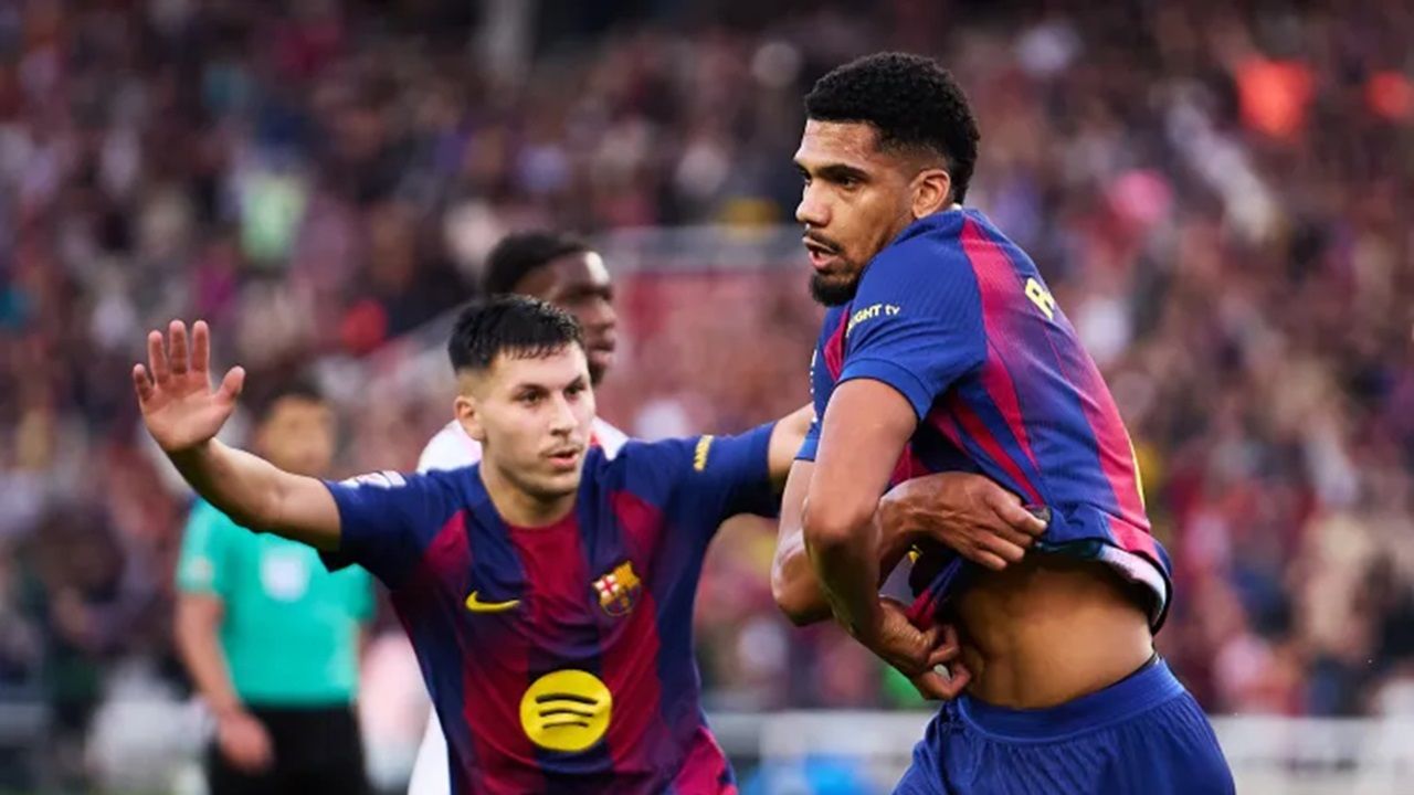 Revolusi Blaugrana: Proyek Besar Hansi Flick Tarik Rodri dan Lepas Araujo ke Liverpool
