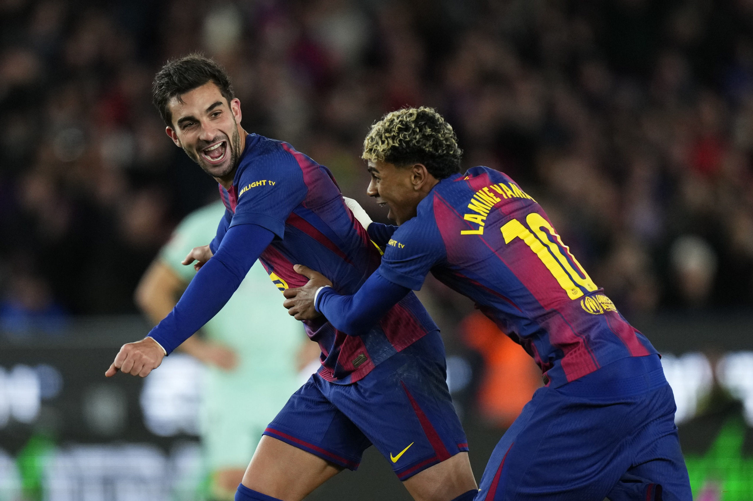Update Barcelona: Lamine Yamal Kembali Berlatih, Ferran Torres Selangkah Lagi Gabung PSG!