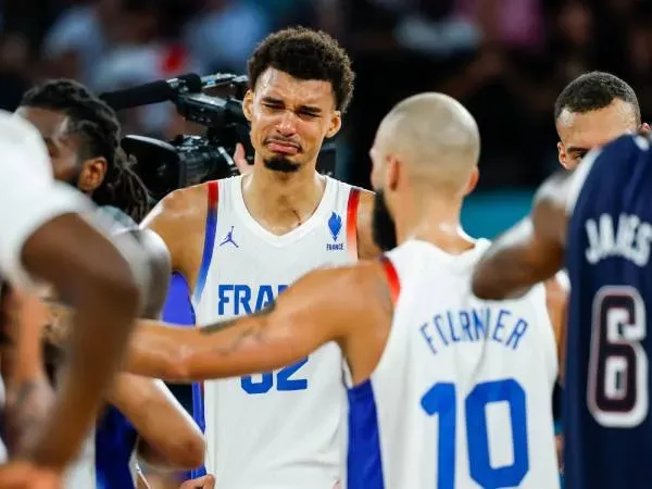 Victor Wembanyama Menikmati Momen Kembali Bela Timnas Basket Prancis: Kisah Semangat dan Perjuangan Seorang Bintang Muda