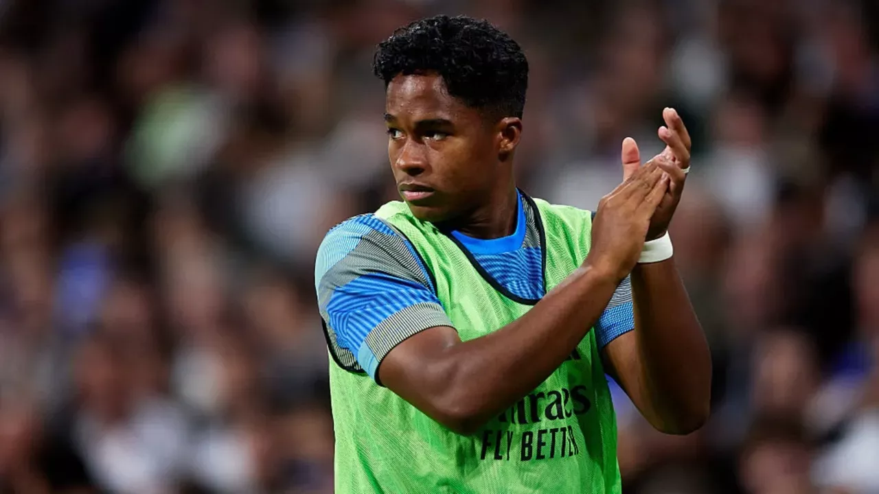 AC Milan Dipastikan Gagal Dapatkan Endrick di Musim Panas Ini, Beralih ke Omari Hutchinson