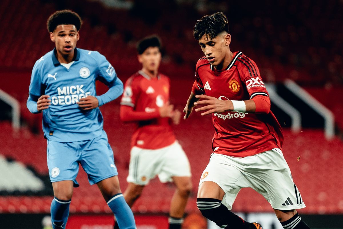 Alasan Mengejutkan di Balik Manchester United Tidak Daftarkan JJ Gabriel di Skuad Premier League