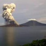 anak-krakatau-erupsi-kemnaker-kaji-pekerja-swasta-bisa-wfh-imbas-abu-vulkanik-gunung-anak-krakatau-150x150 Ensiklopedia