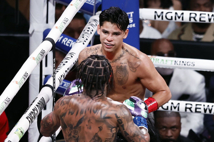 Analisis Mendalam: Mengapa Gaya Bertarung Ryan Garcia Disebut Mirip dengan Legenda Tinju Meksiko Ini?