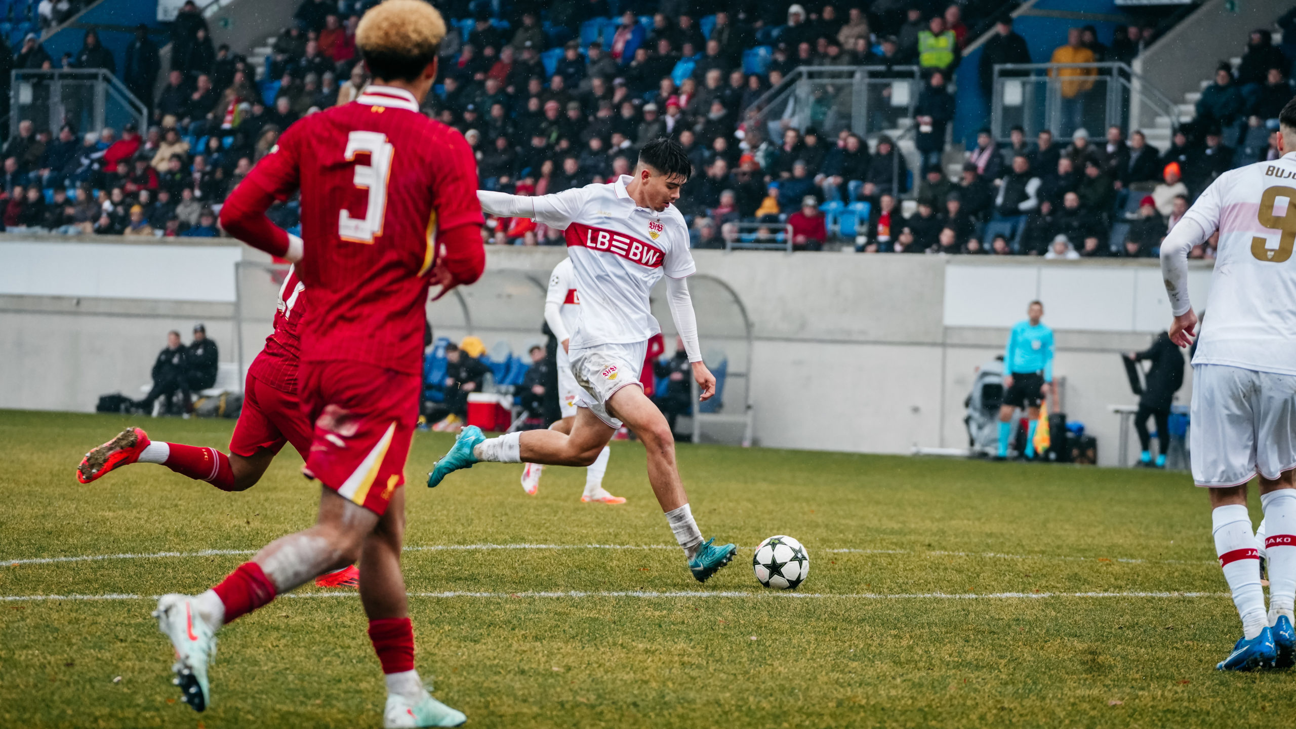 Barcelona Lakukan Langkah Strategis dengan Pinjaman Gelandang Muda Mirza Catovic