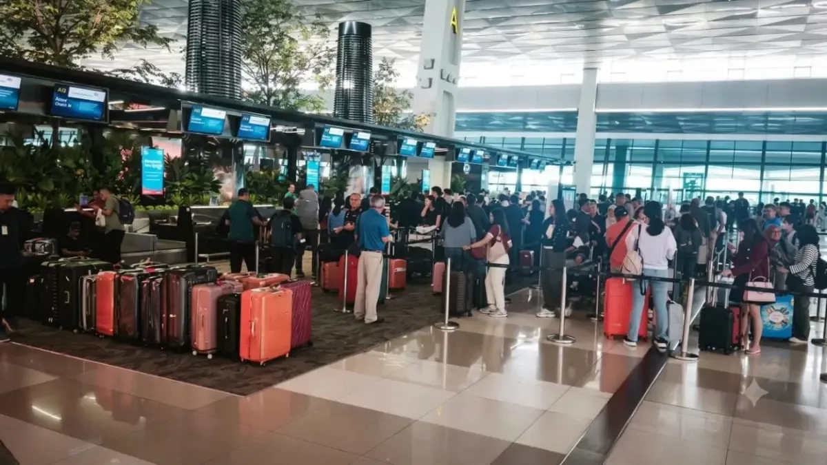 Dampak Erupsi Anak Krakatau: Rumah Irish Bella di Jakarta Timur Dipenuhi Abu Vulkanik, Anak-anak Terpaksa Dikurung di Rumah