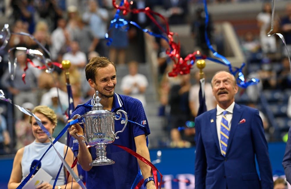 Dominasi Total di Flushing Meadows: Daniil Medvedev Melaju ke Babak Keempat US Open