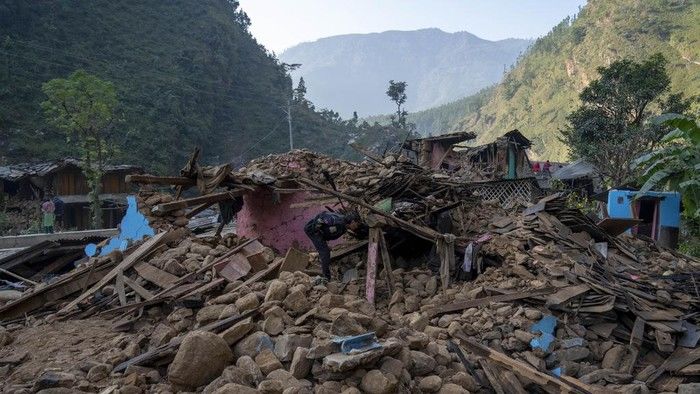 Dunia Dalam Guncangan: Dari Rekor Denda KKR Hingga Tragedi Kemanusiaan di Nepal dan Siprus