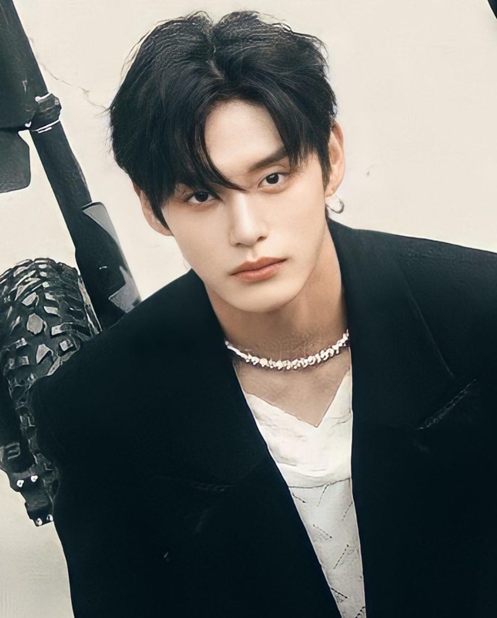 Eksplorasi Karier Kim Ji-woong ZEROBASEONE: Dari Idol ke Aktor, Amankan Peran Utama di Proyek Siren!