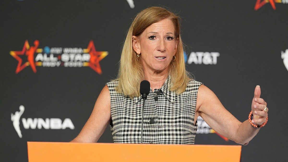 Era Baru Basket Wanita: Cathy Engelbert Akan Pensiun Jadi Komisaris WNBA di Akhir Musim