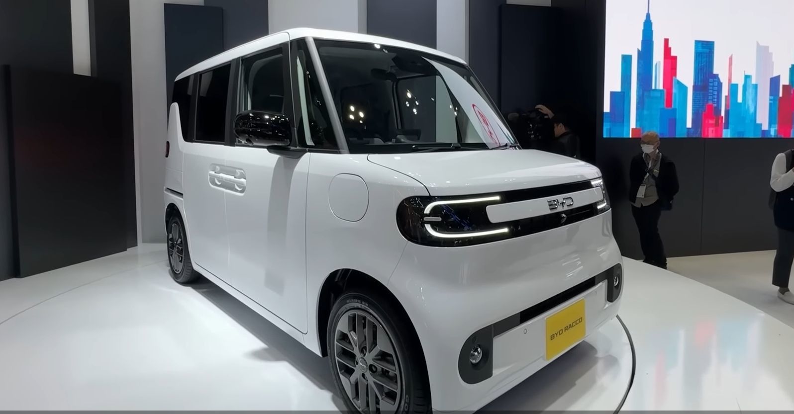 Guncang Pasar Mobil Listrik: Viral di Indonesia, BYD Racco Ternyata Sudah Dipesan Sebanyak Ini!