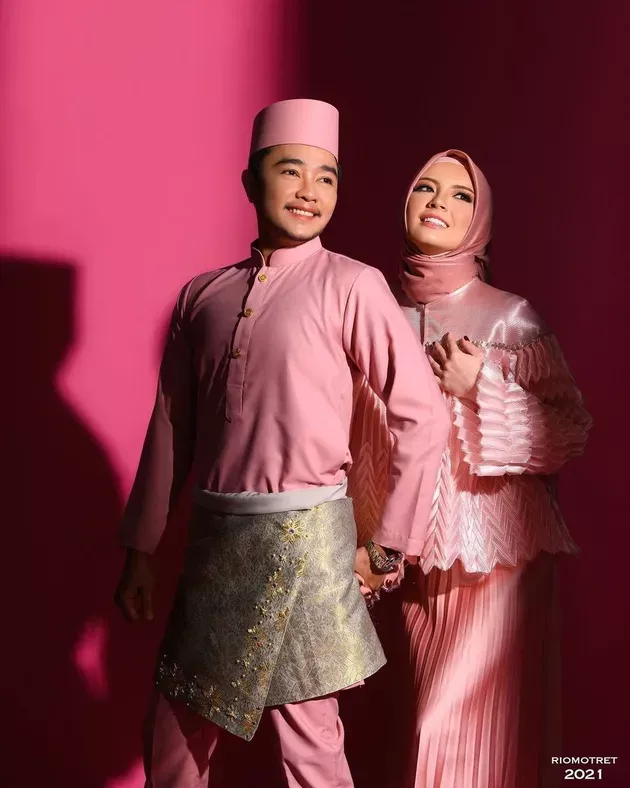 Heboh Konten Pre-Wedding, Rio Ramadhan dan Jeje Slebew Tampil Bak Pengantin: Benarkah Akan Menikah?