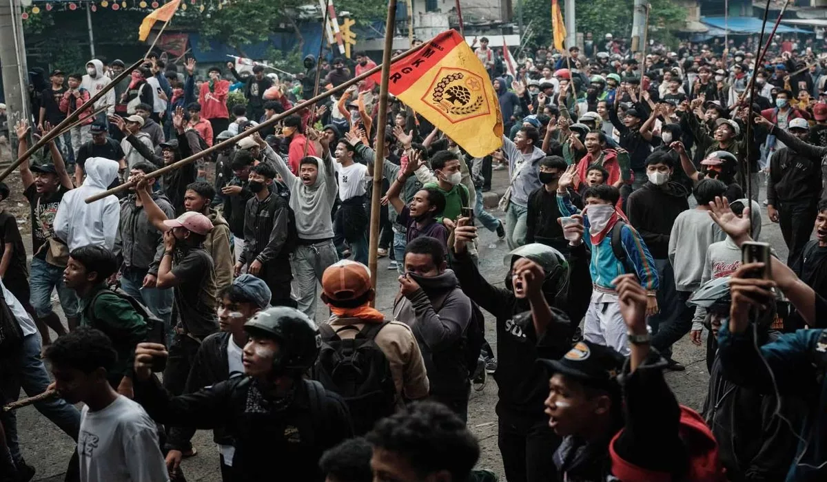 Jakarta Memanas: Menguak Dinamika Aksi Massa dan Isu Sosial yang Menyertai Gelombang Demonstrasi