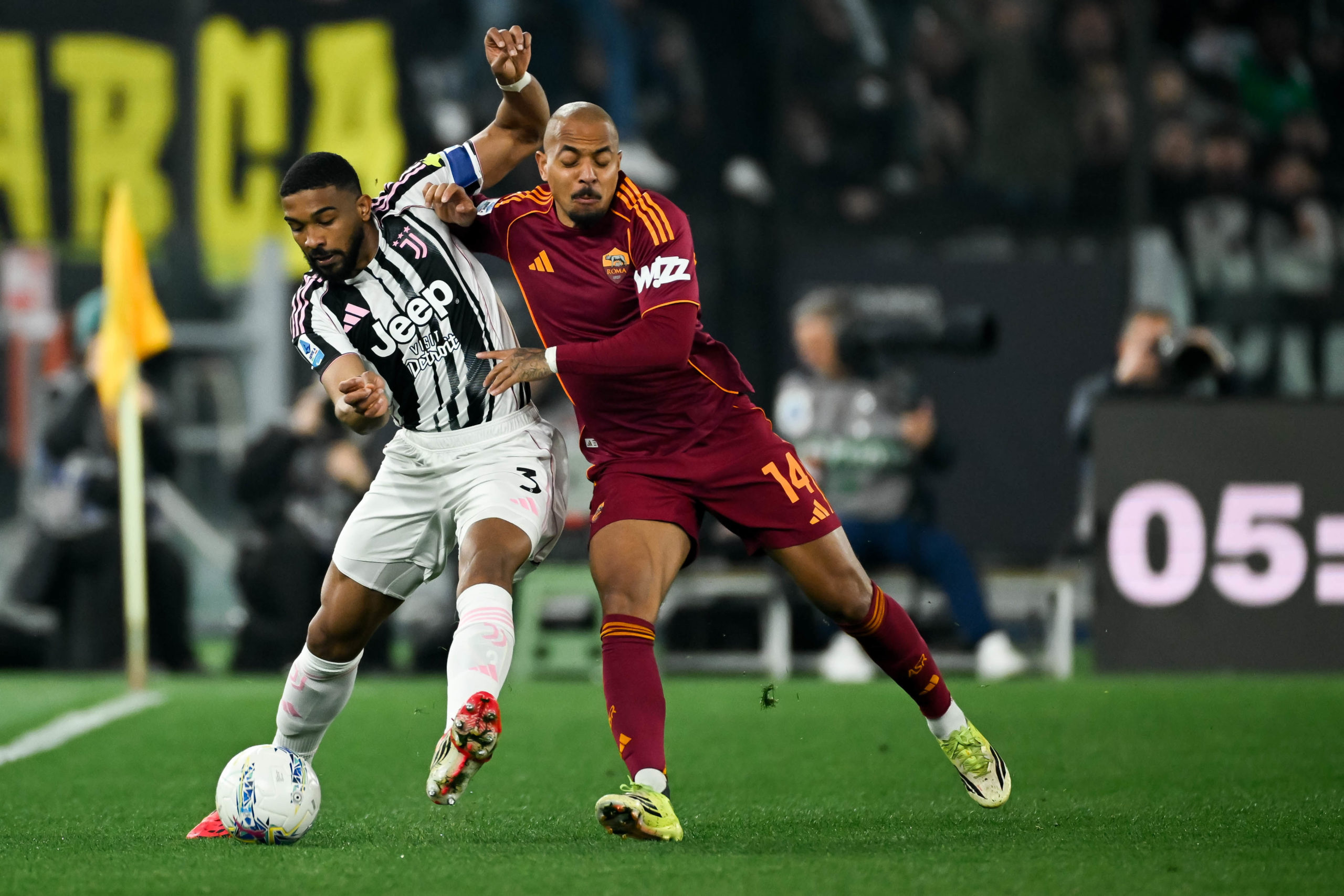 Juventus dan AC Milan Terbengkalai, Inter dan Roma Menjanjikan Dominasi di Serie A
