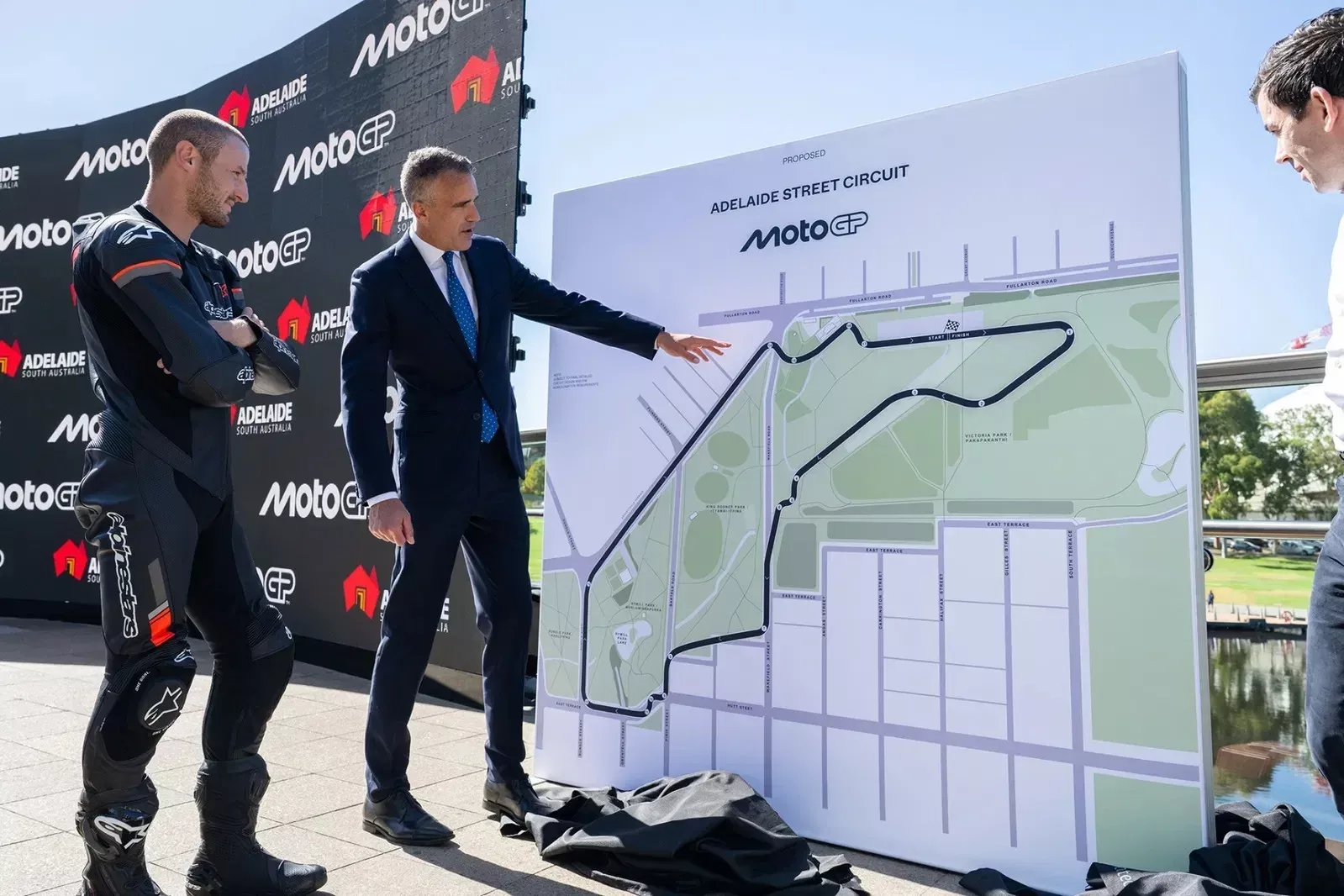 Keamanan Sirkuit Adelaide Dijamin: Carlos Ezpeleta Pastikan Sirkuit di Adelaide Aman untuk MotoGP Australia