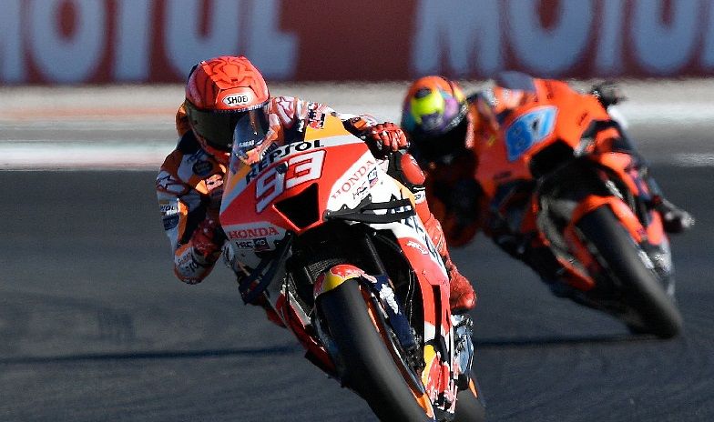 Kejutan Dunia Balap: Mengapa Rossi dan Marquez Tak Masuk Pilihan Carl Fogarty Pilih 4 Legenda MotoGP?