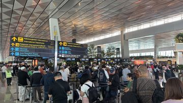 Langit Jakarta Mendadak Sepi, Flightradar Rekam Aktivitas Penerbangan Lumpuh Akibat Erupsi Anak Krakatau