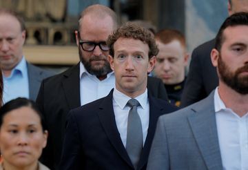 Mark Zuckerberg Ambil Jalan Berbeda Saat Persaingan Kecerdasan Buatan Memanas
