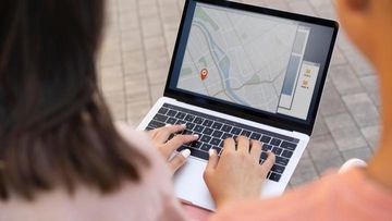 Modus Baru Kejahatan Siber: Waspada Penipu Pasang Gambar AI dan Kontak Palsu di Google Maps