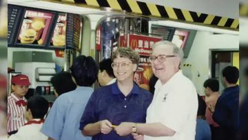Momen Haru Persahabatan Legendaris: Bill Gates Surati Warren Buffett Selamat Ultah ke-96 Sahabatku