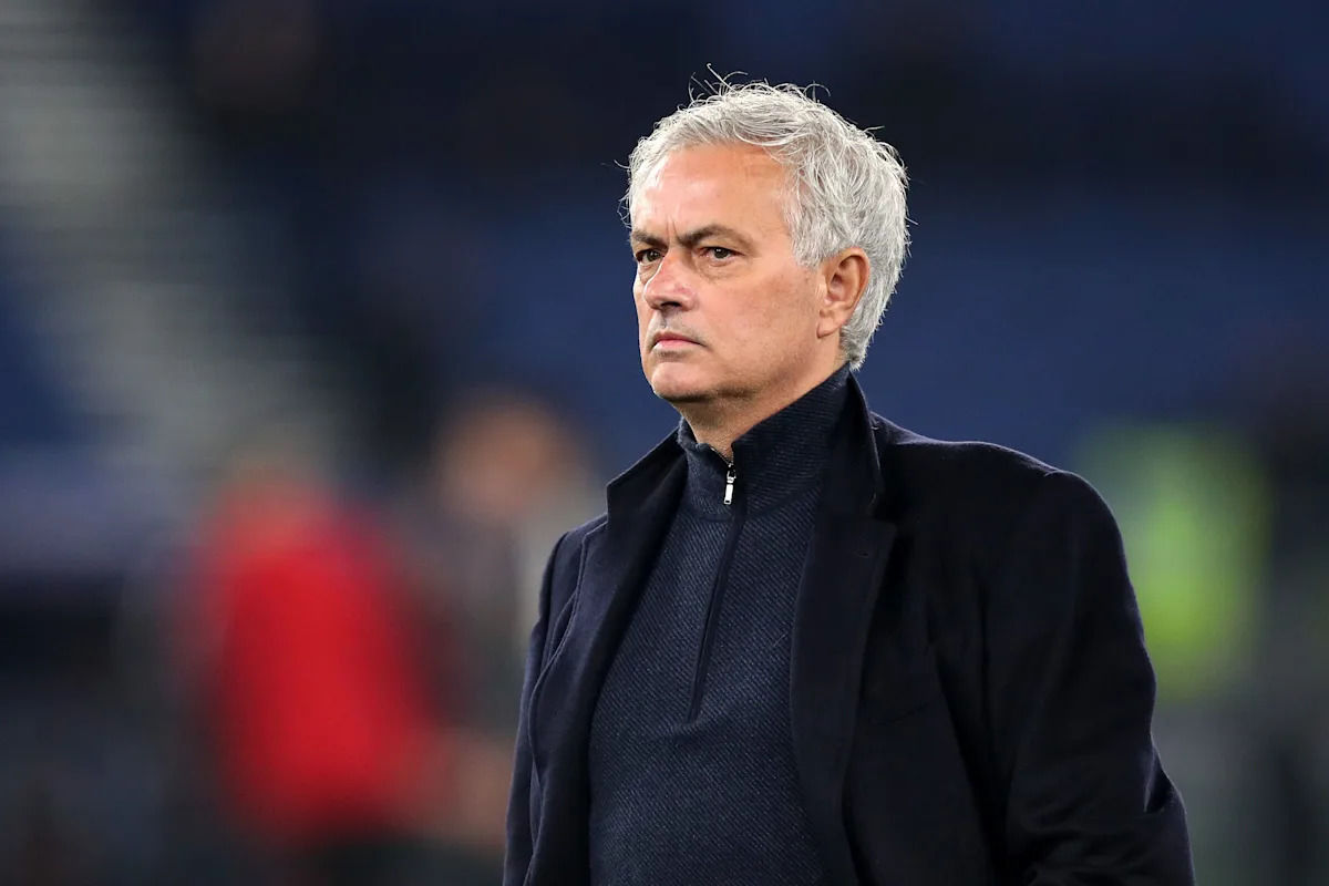 Mourinho Bawa Bukti: Atletico Madrid Harusnya Main 9 Orang di Konferensi Pers