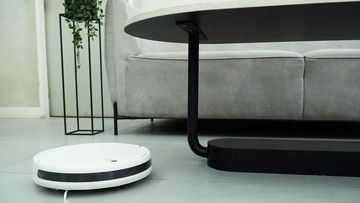 Niat Mencari Bukti Perselingkuhan, Pria Ini Malah Berujung Penjara Akibat Penggunaan Robot Penyedot Debu