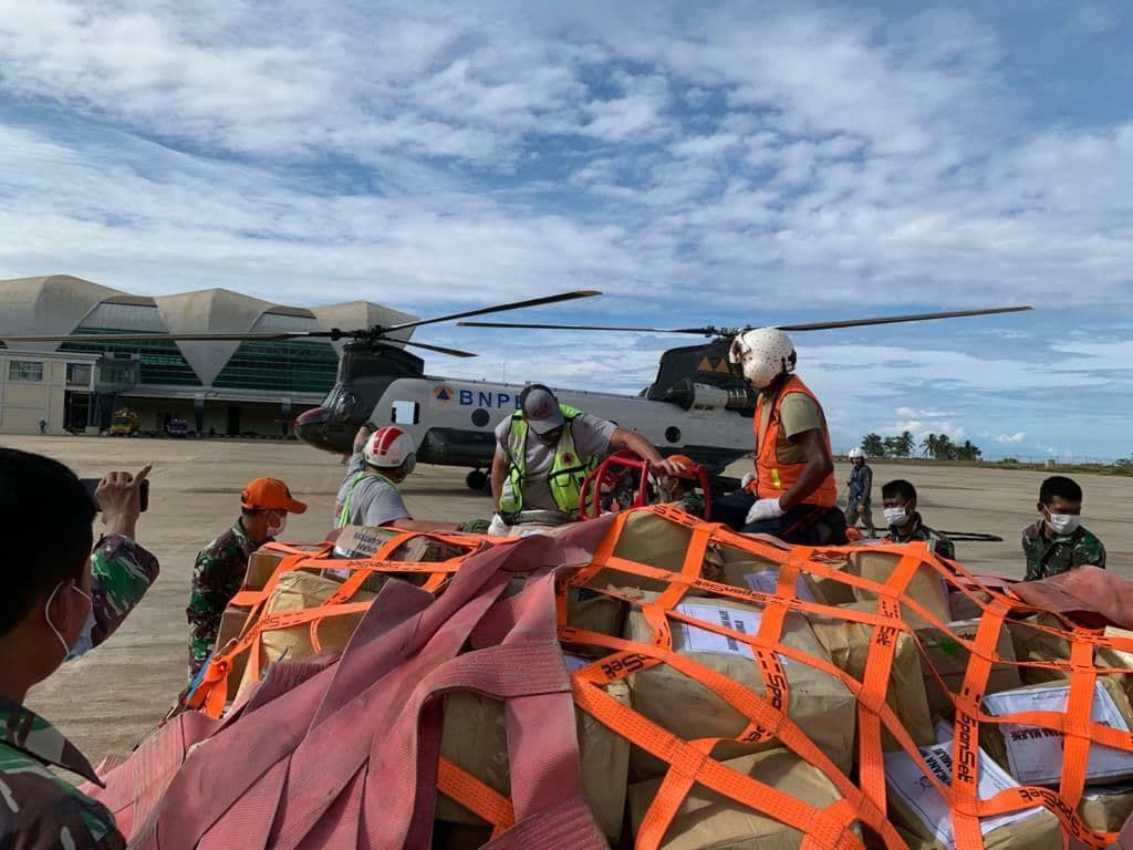 Operasi Penyelamatan Karhutla: Armada Jepang Tiba di Kalimantan Barat Bawa Helikopter Chinook dan Ratusan Personel