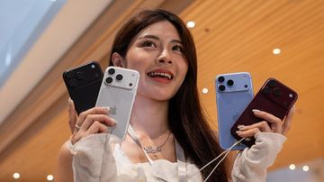 Panduan Lengkap Biaya Impor Gadget Terbaru: Segini Pajak Beli iPhone 18 Pro Max dan Duo dari Luar Negeri