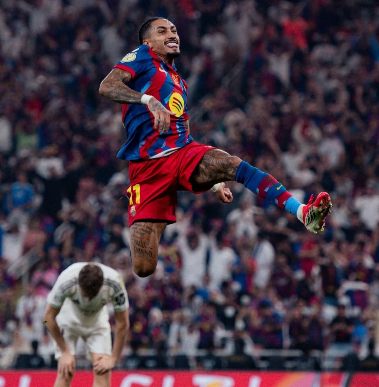 Raphinha Menggila! Barcelona Hancurkan Rayo Vallecano dan Tempel Ketat Real Madrid di Puncak Klasemen