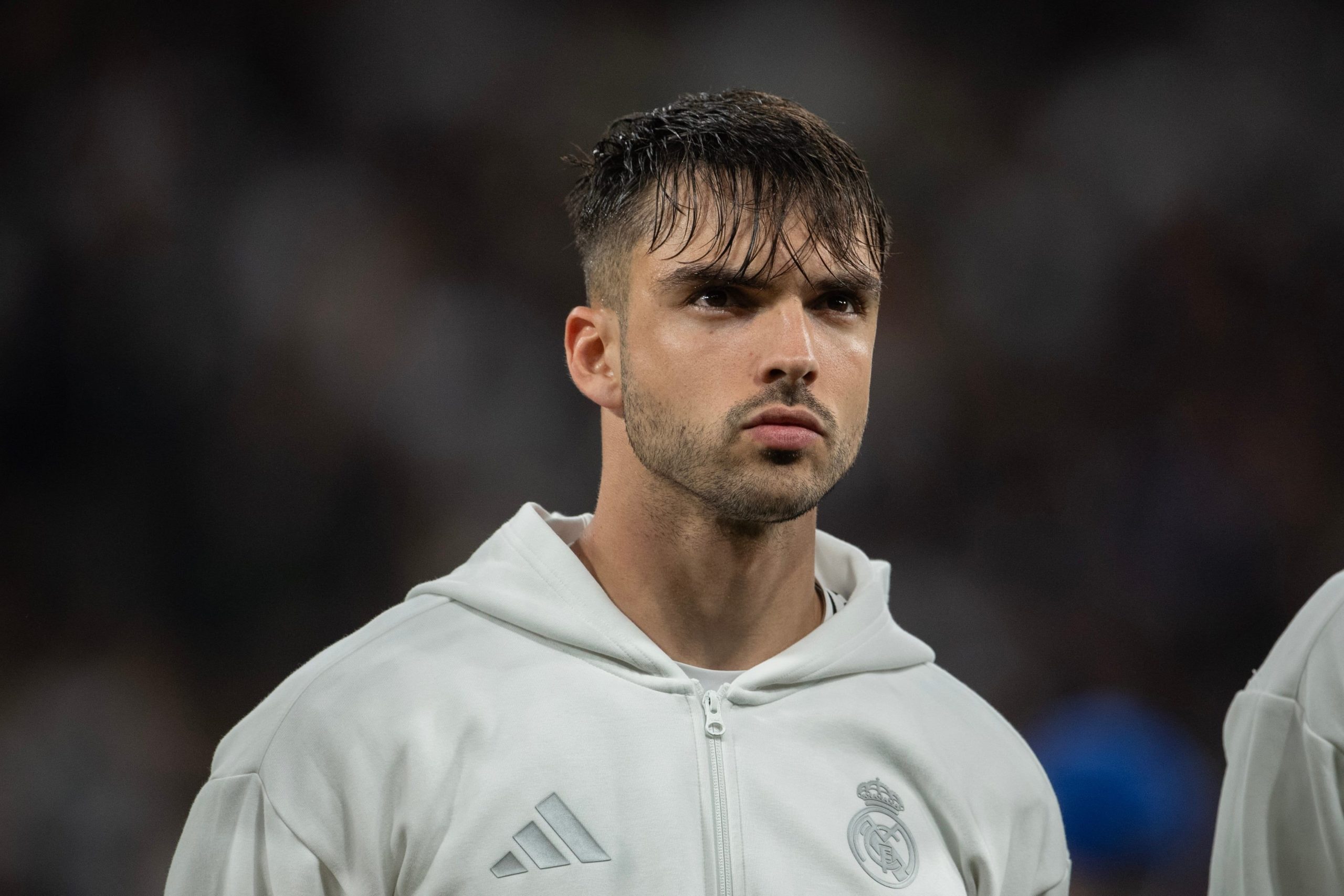 Real Madrid Menegakkan Disiplin: Proses Terbuka Terhadap Raul Asencio di Gran Canaria