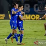 remontada-dramatis-di-gbla-persib-bandung-bungkam-psm-makassar-3-1-di-pekan-pembuka-super-league-150x150 Ensiklopedia