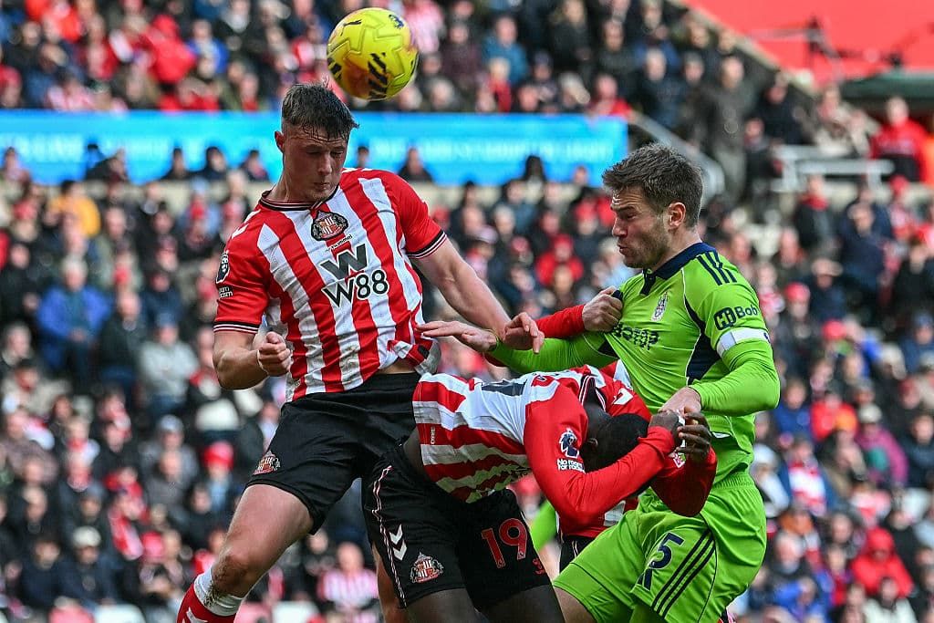 Revolusi Pertahanan Sunderland: Florent Ghisolfi Optimis Peran Krusial Kevin Danso
