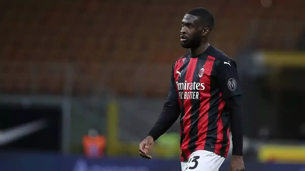 Tomori Tetap di Milan: Menolak Tiga Tawaran, Pilihan Jatuh pada Bertahan
