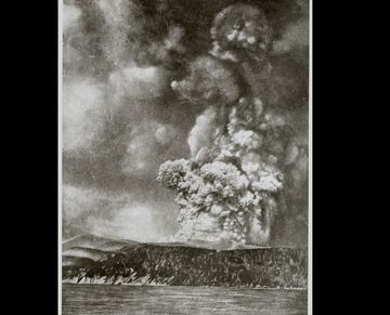 Tragedi Alam Abadi: Mengupas 10 Fakta Letusan Dahsyat Krakatau yang Hebohkan Dunia