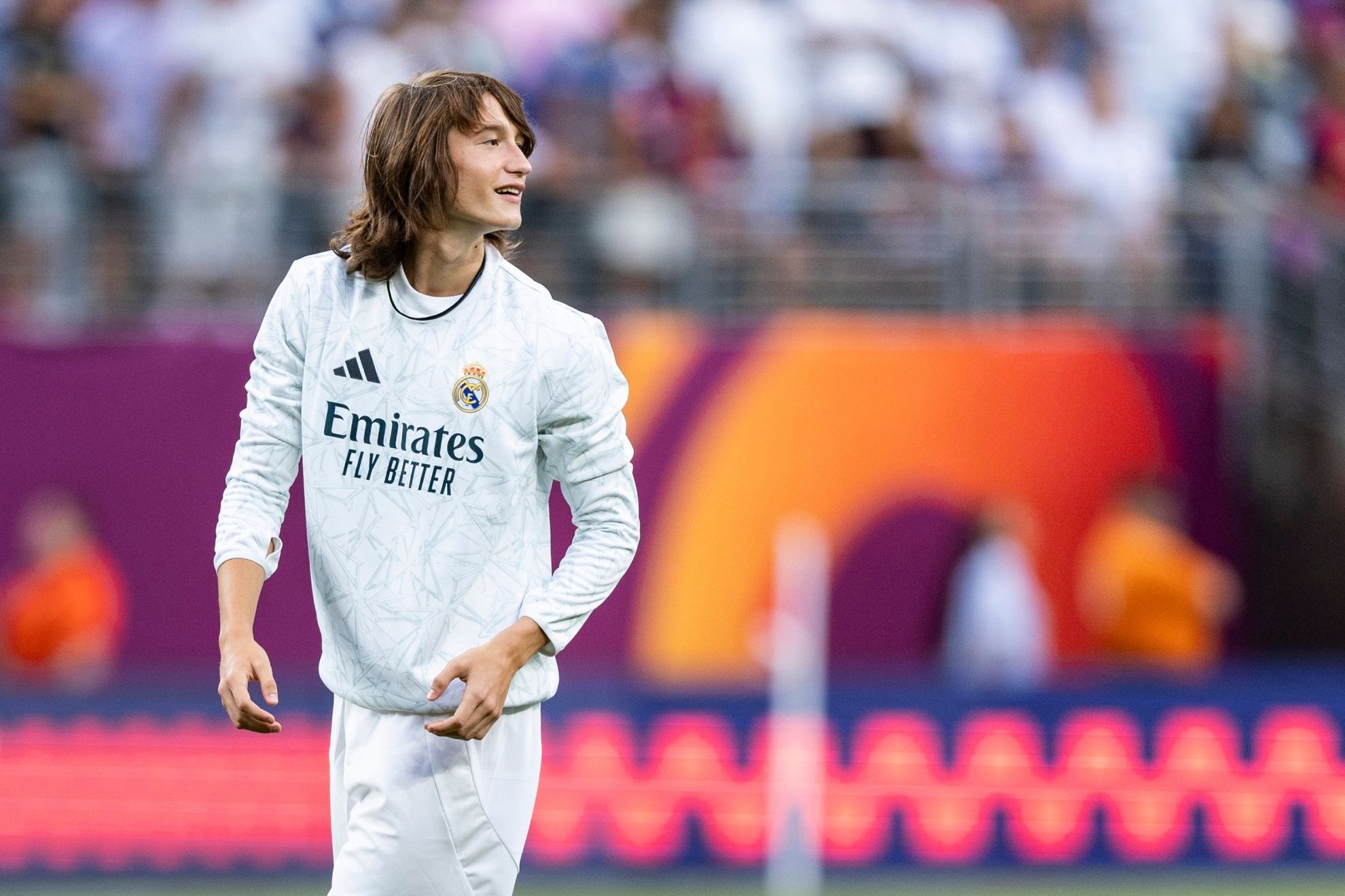 Valencia Berharap Pinjam Joan Martinez dari Real Madrid, Rencana Strategis untuk Meningkatkan Pertahanan