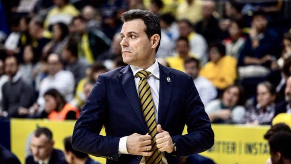 Visi Besar Dimitris Itoudis: Mengapa Euroleague Harus Diikuti 30 Tim?
