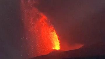 Waspada Dampak Erupsi: Abu Anak Krakatau Masih Menyebar, Simak Daftar Wilayah Terdampak Hari Ini