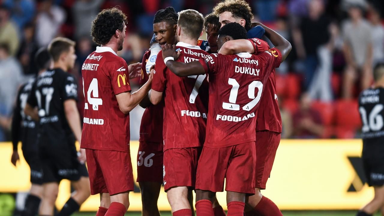 Adelaide United FC di Persimpangan Jalan: Antara Ambisi Asia dan Tantangan Domestik yang Berat