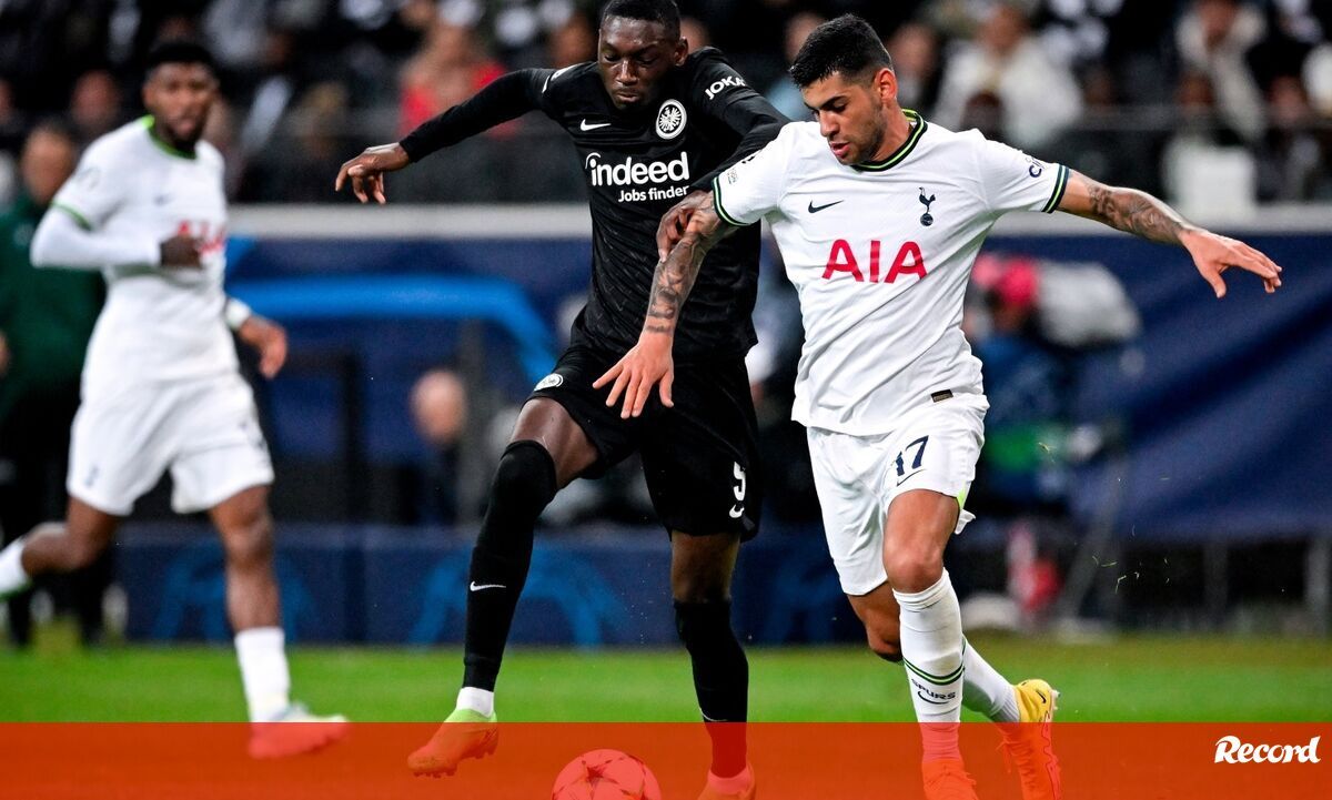 Aksi Agonis Cuti Romero Bawa Atletico Madrid Taklukkan Alavs di Menit Akhir