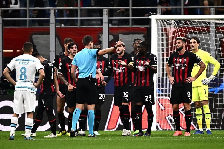 Analisis Kekalahan Telak AC Milan di Europa League: Tiga Pemain Jadi Sorotan Utama