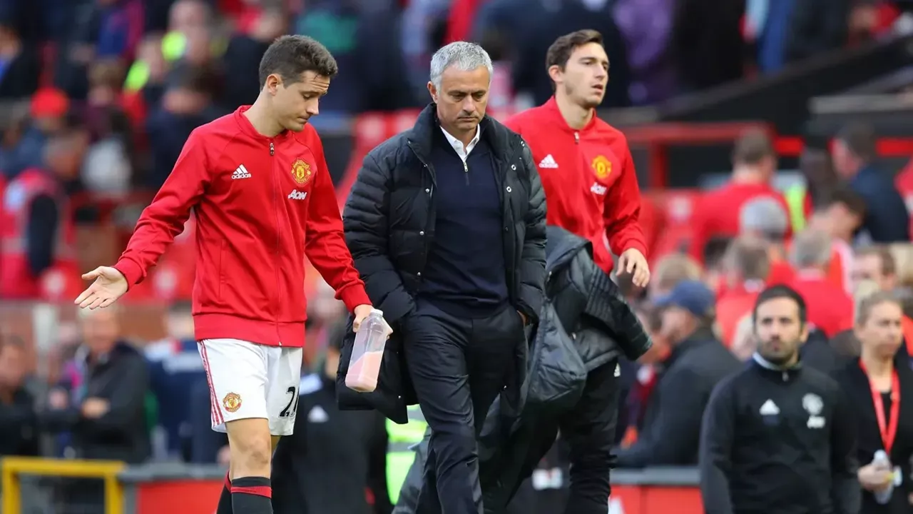 Ander Herrera Yakin Mourinho Bisa Bangkitkan Kejayaan Real Madrid